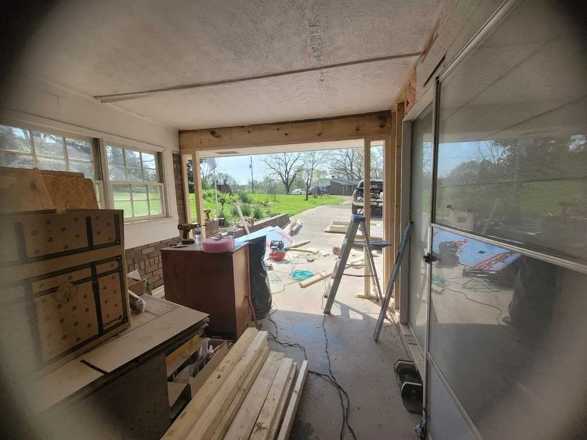 Air movers and dehumidifier for Water Mitigation Services in Nacogdoches